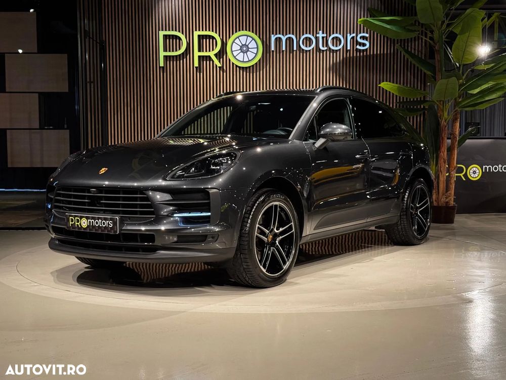Porsche Macan Standard - 1