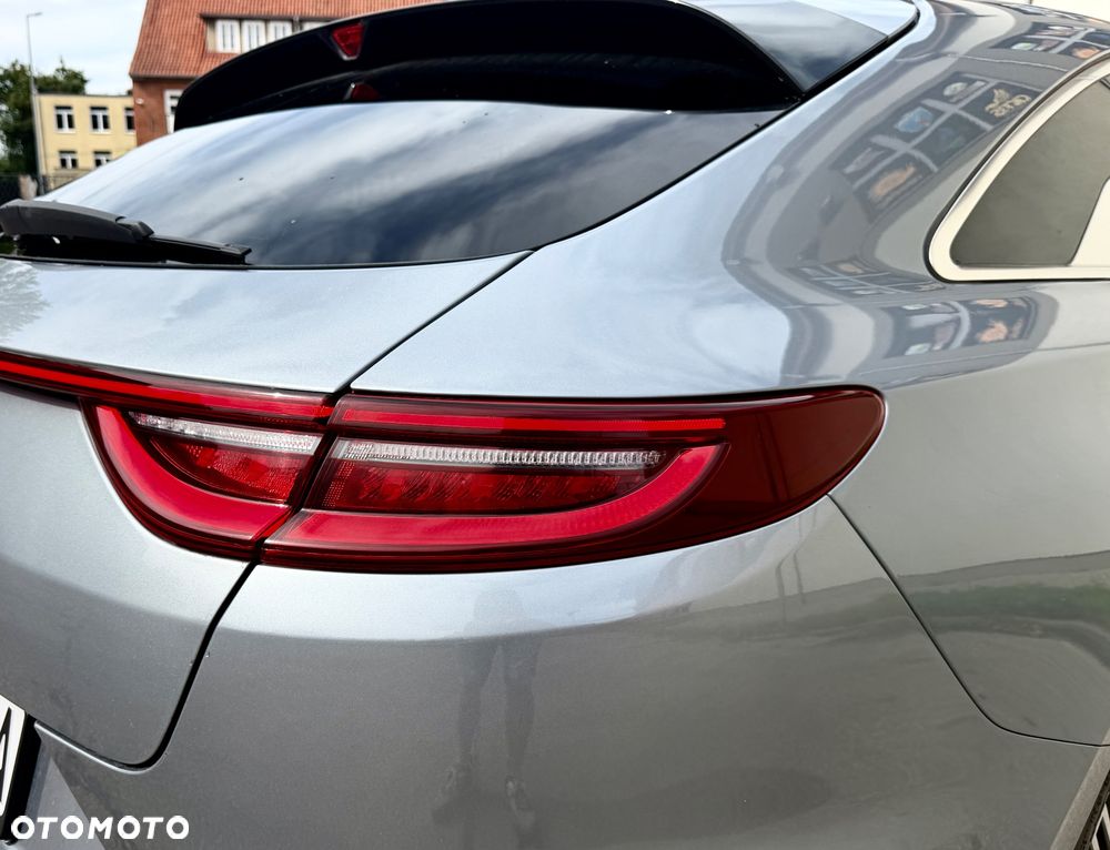 Kia ProCeed - 17