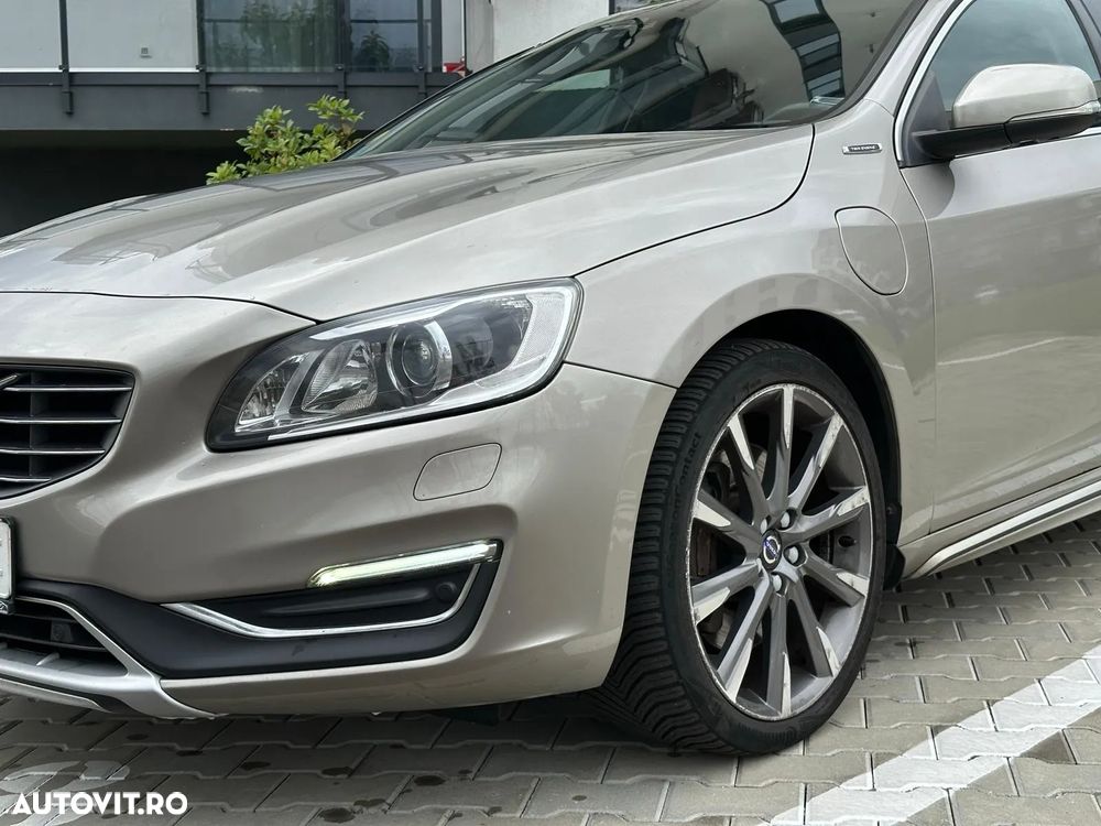Volvo V60 D6 Plug-In-Hybrid AWD Geartronic Pure Limited - 7