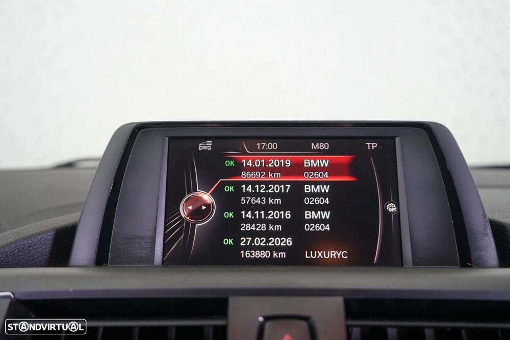 BMW 116 d Line Urban - 34