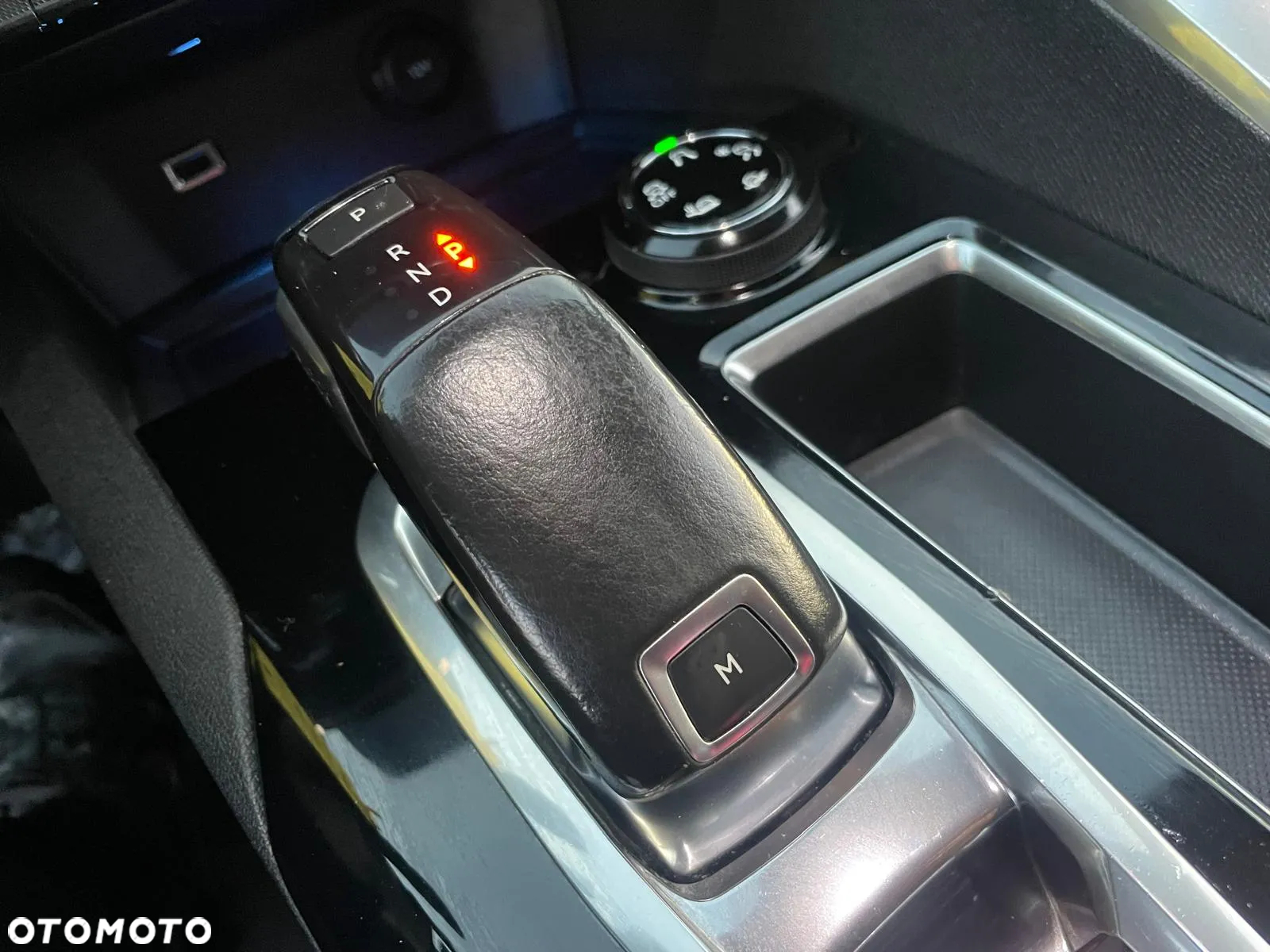 Peugeot 3008 1.2 PureTech Crossway S&S EAT6 - 27