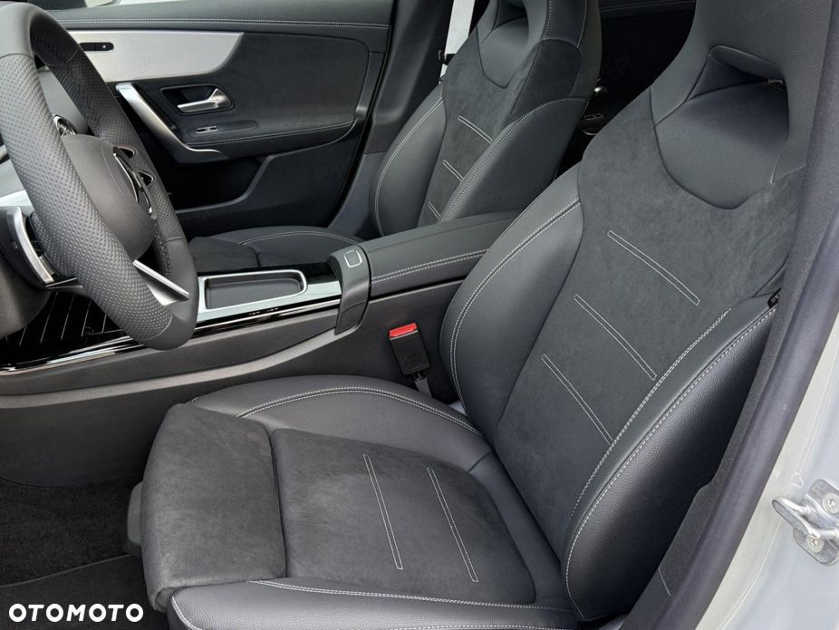 Mercedes-Benz CLA 200 mHEV AMG Line 7G-DCT - 9