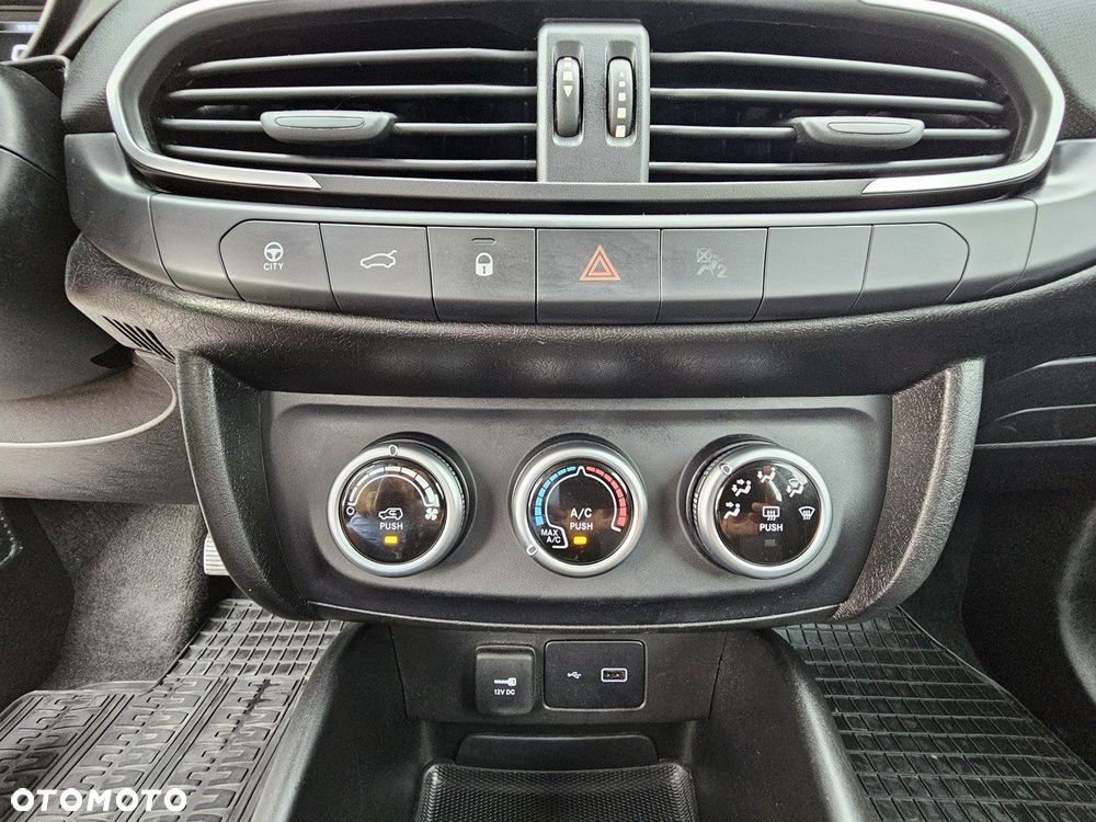 Fiat Tipo 1.4 Classic - 21