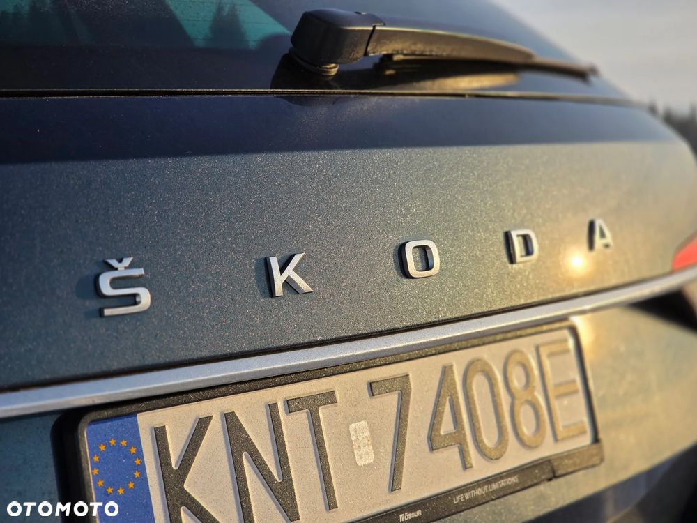 Skoda Superb 2.0 TDI DSG L&K - 8