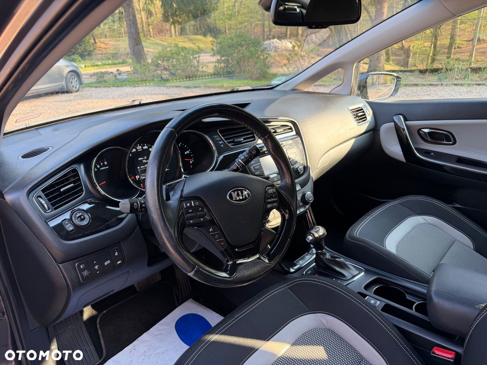 Kia Ceed 1.6 GDI DCT Spirit - 11