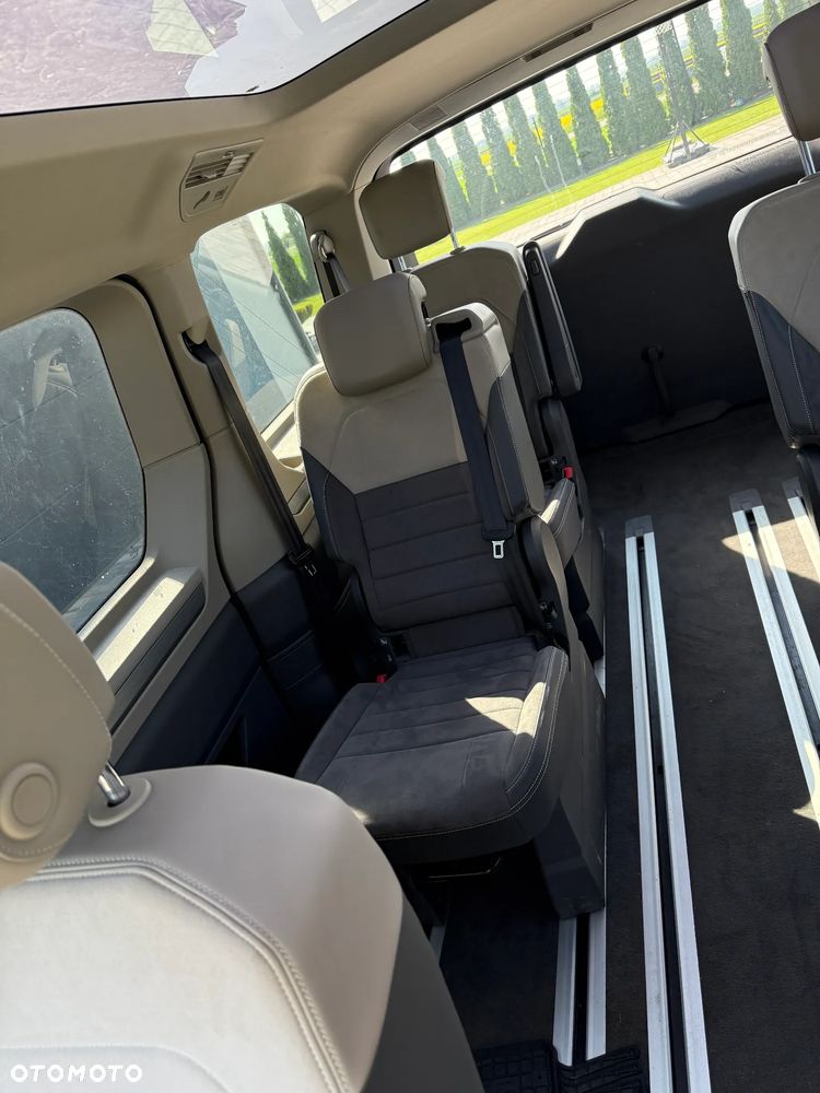 Volkswagen Multivan - 7