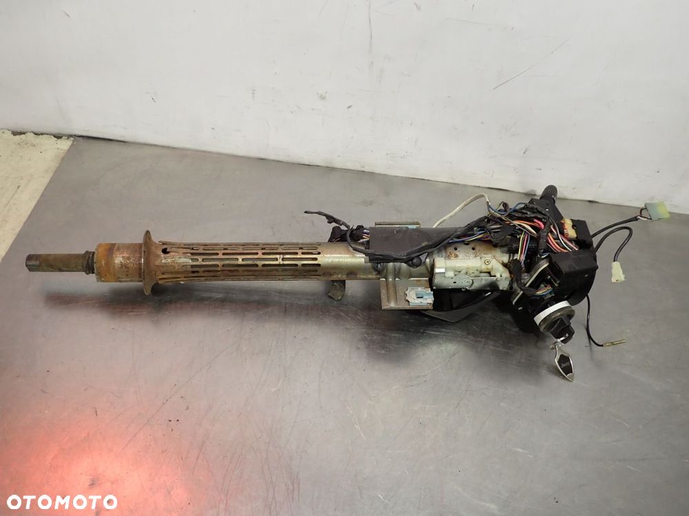 KOLUMNA KIEROWNICZA ZE STACYJKĄ JEEP GRAND CHEROKEE I - 5