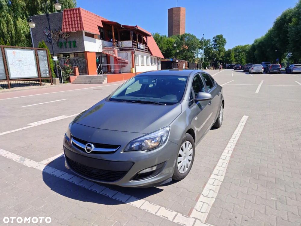 Opel Astra 1.4 T EU6 - 1