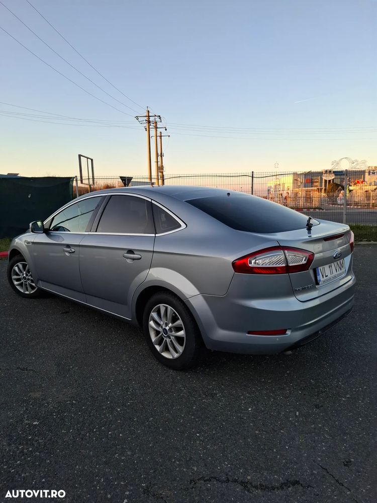 Ford Mondeo - 9