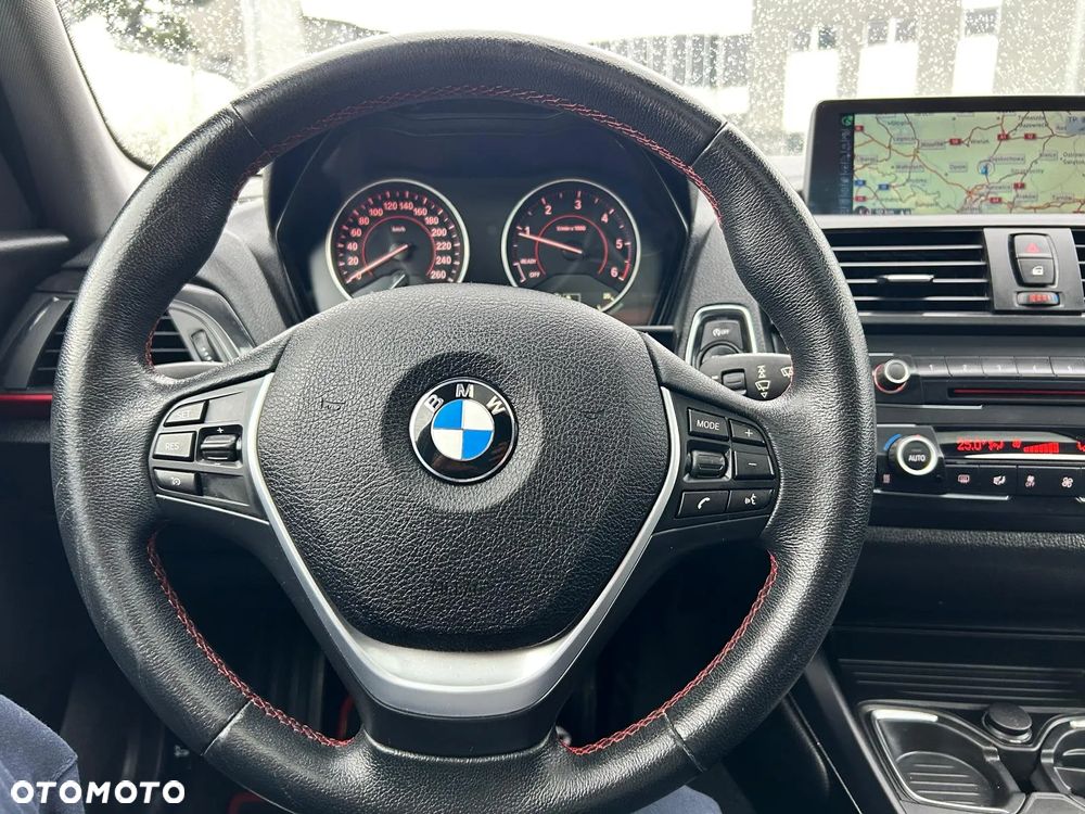 BMW Seria 1 120d Sport Line - 10