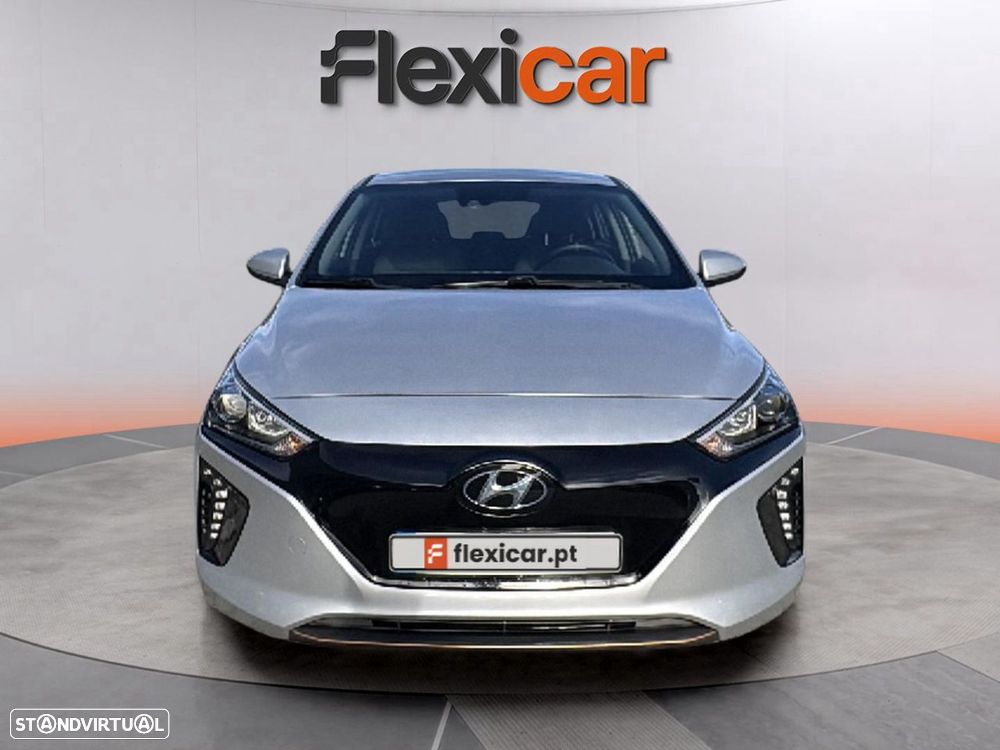 Hyundai Ioniq - 2