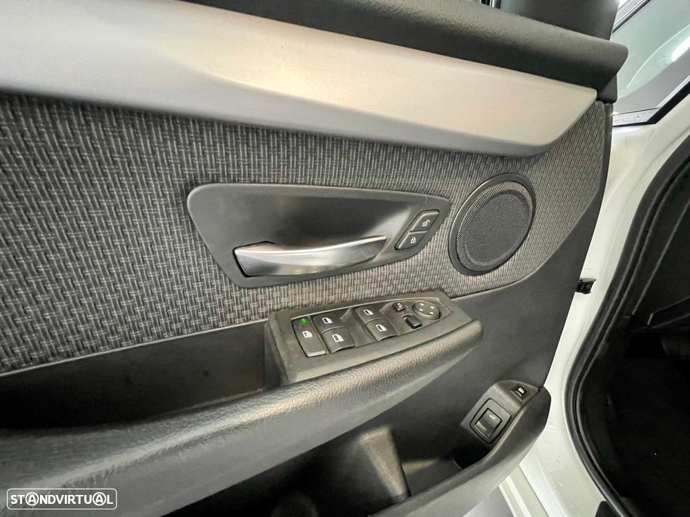 BMW 225xe Active Tourer Line Sport - 14