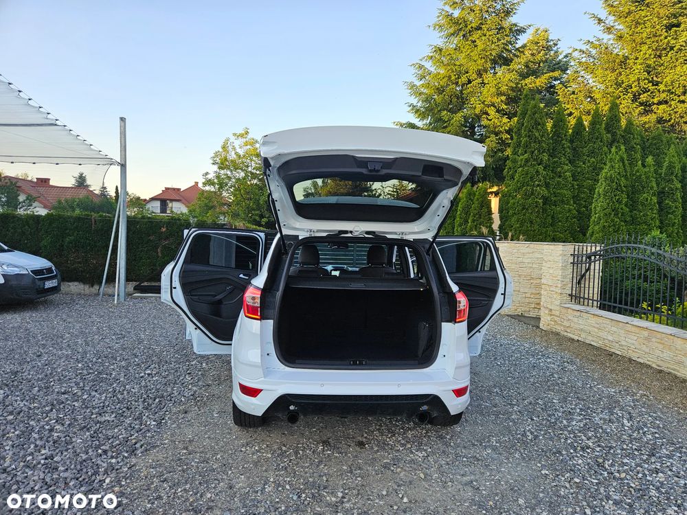 Ford Kuga - 23