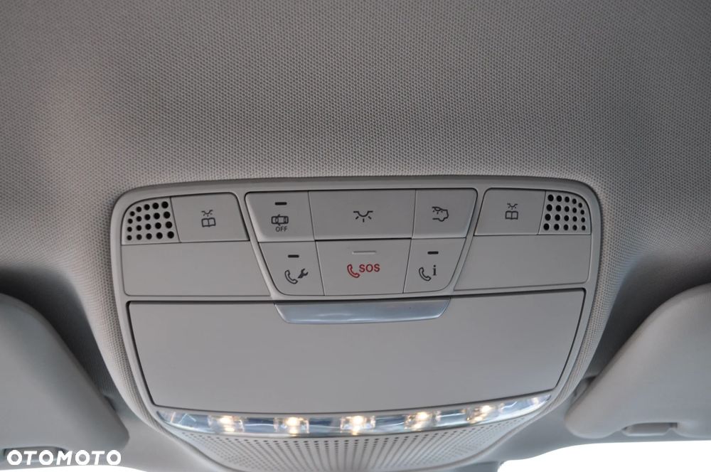 Mercedes-Benz Klasa E 220 d T 9G-TRONIC Exclusive - 29