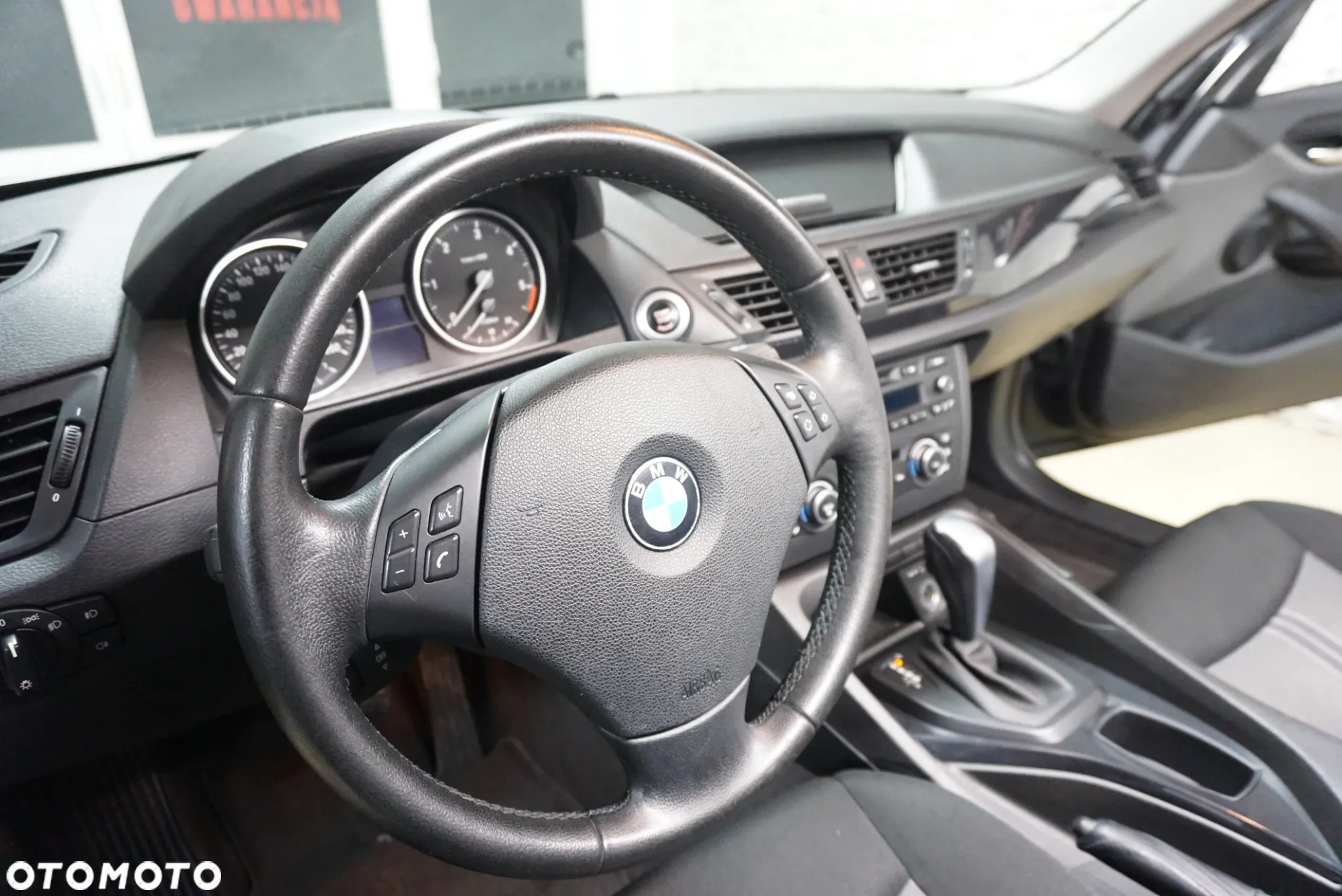 BMW X1 sDrive18d - 18