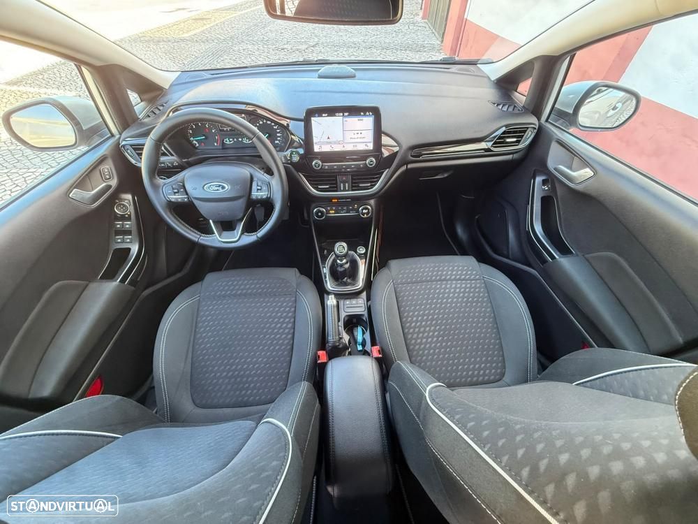 Ford Fiesta 1.0 EcoBoost Titanium - 18