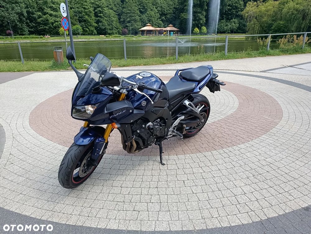 Yamaha FZ - 1