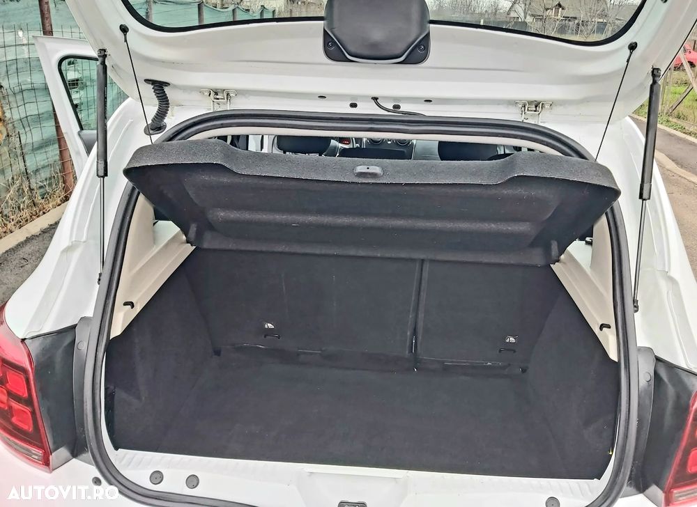 Dacia Sandero SCe 75 Essentiel - 17