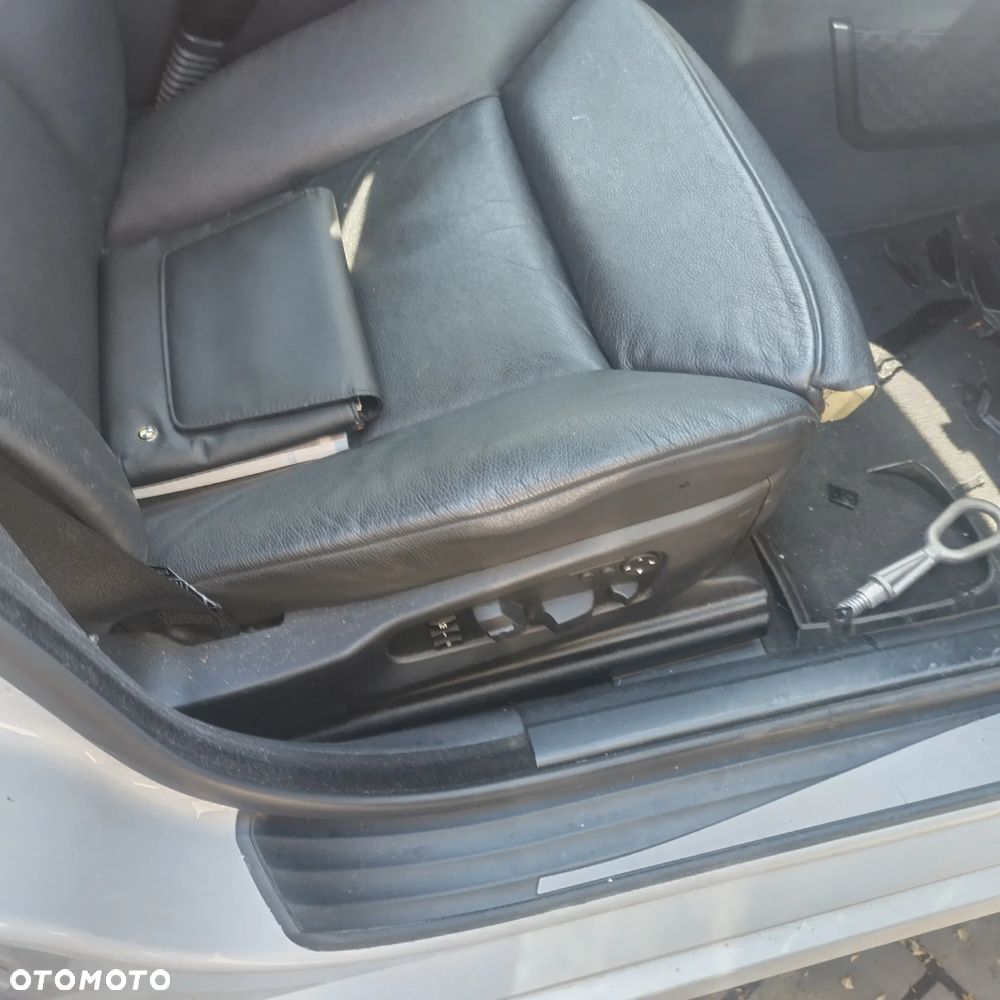 BMW Seria 5 525i xDrive Edition Exclusive - 6