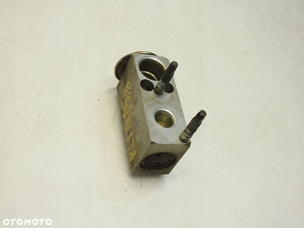 ZAWÓR ROZPRĘŻNY KLIMATYZACJI FORD GALAXY MK2 2.0B 6G91-19849-AC - 6