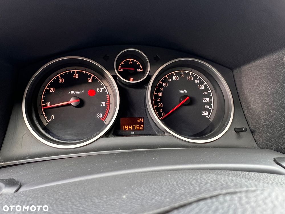 Opel Astra 1.6 Design Edition - 14
