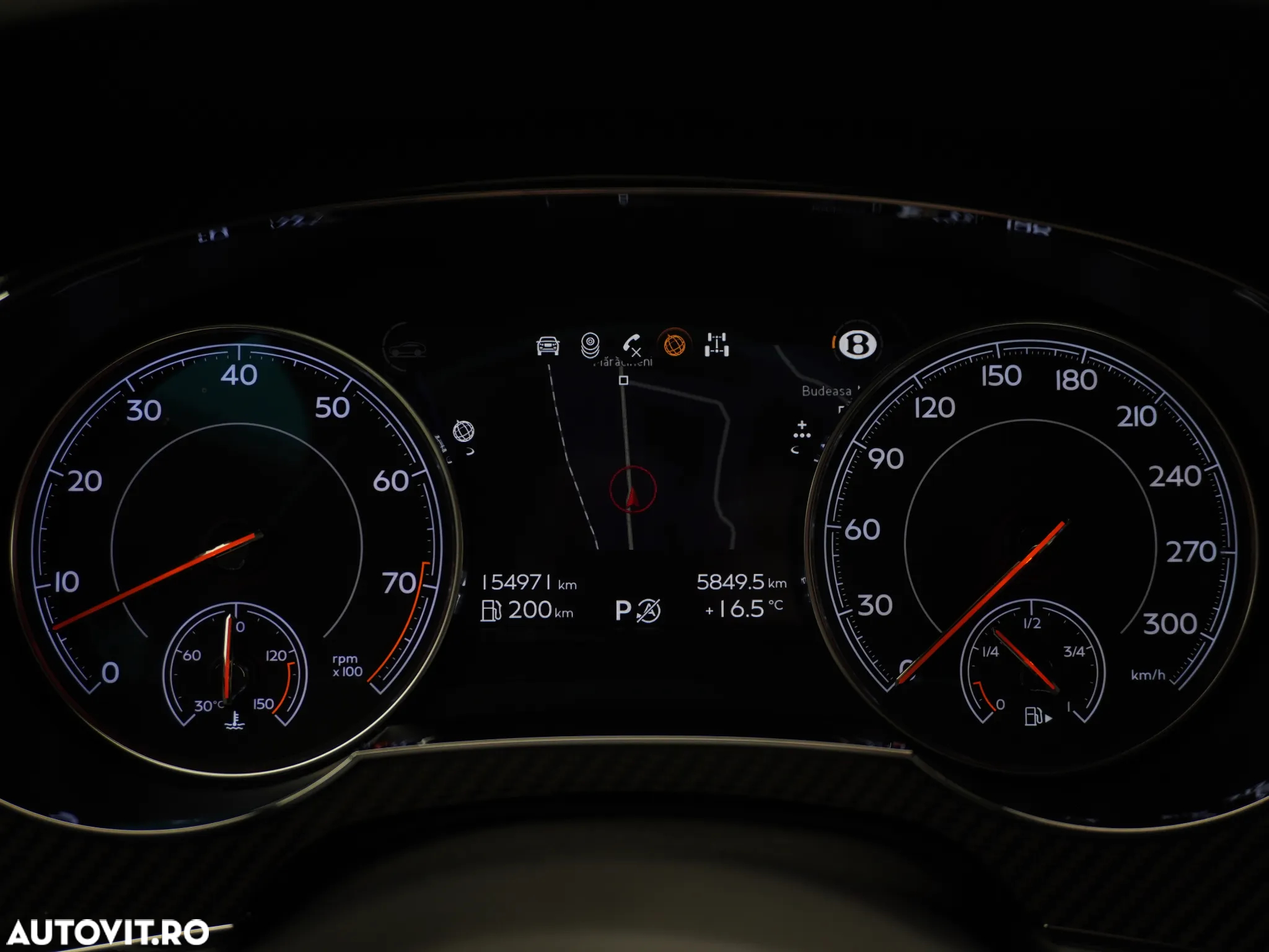 Bentley Bentayga - 38