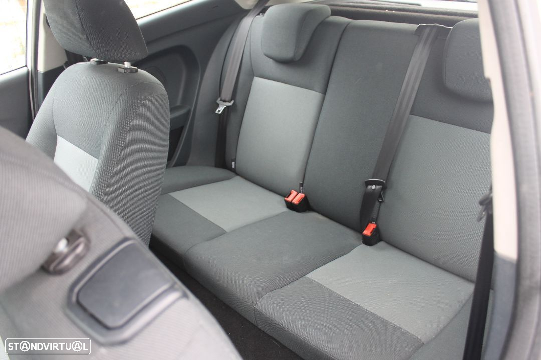 Ford Fiesta de 2011 - 9