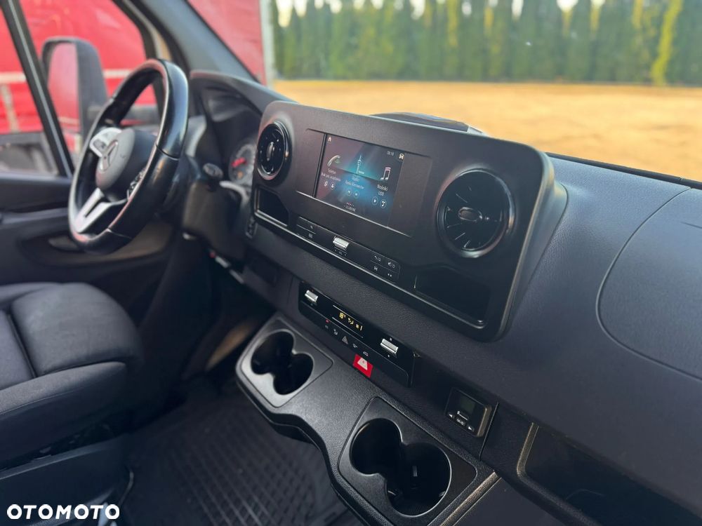 Mercedes-Benz Sprinter 319 V6 - 20