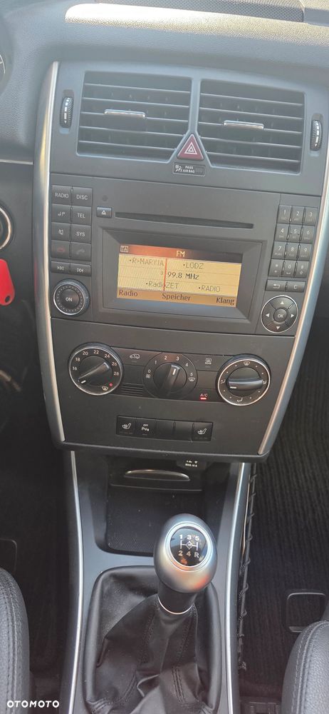 Mercedes-Benz Klasa B 200 Special Edition - 17