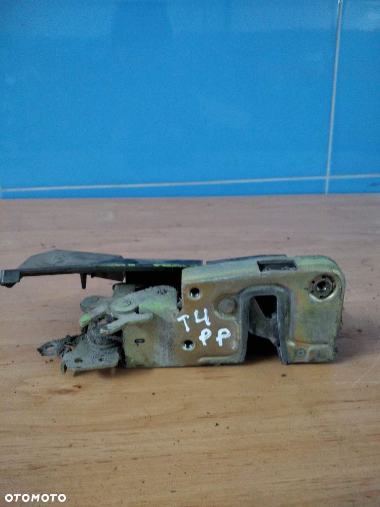 Zamek lewy prawy przód VW T4 701837016b - 5