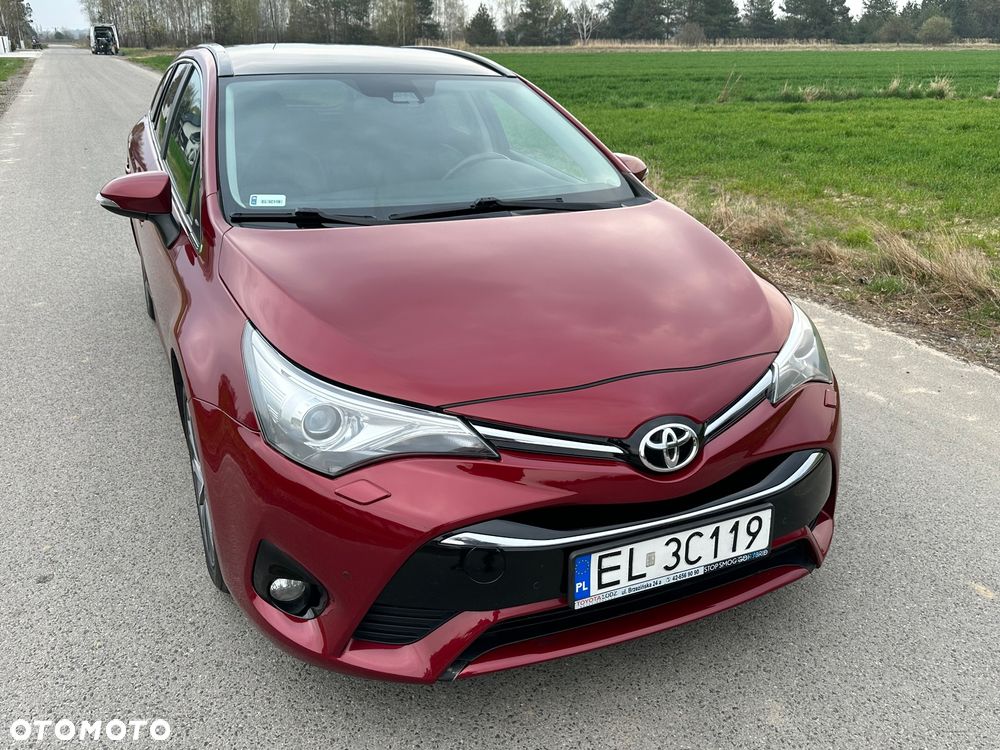 Toyota Avensis 2.0 Selection MS - 17