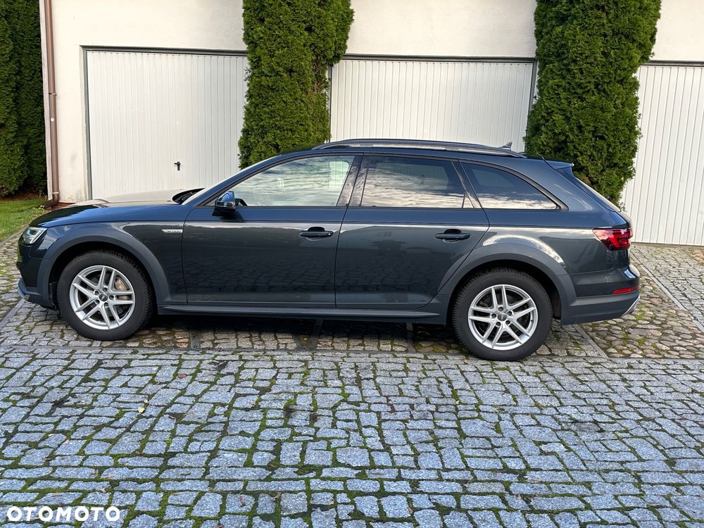Audi A4 Allroad 2.0 TDI Quattro - 25