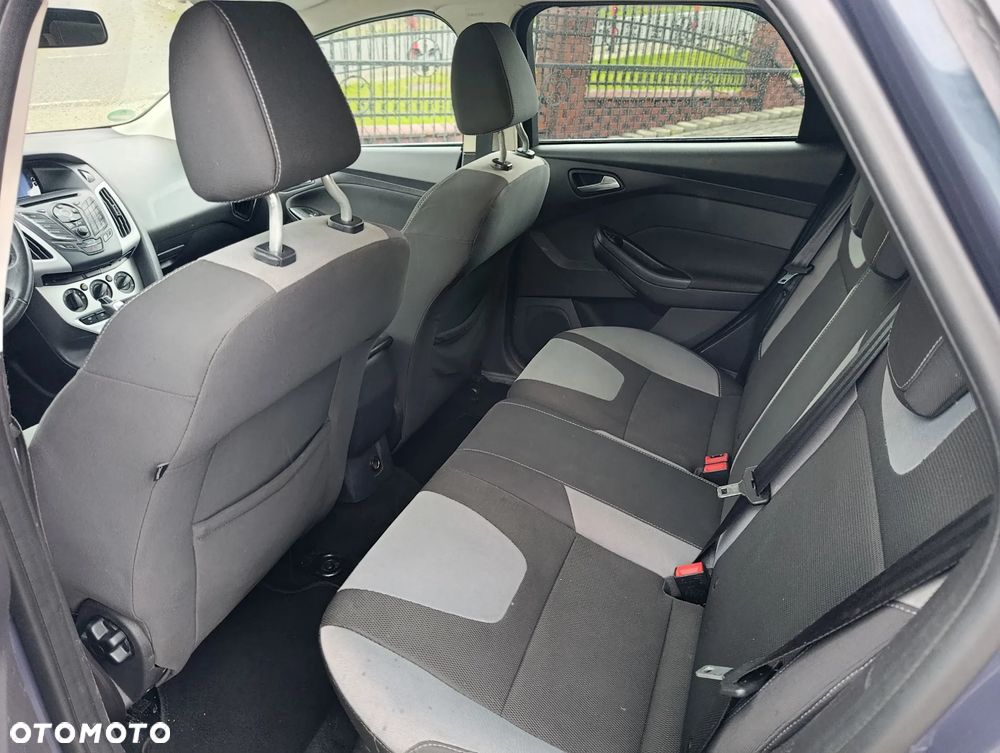 Ford Focus 1.0 EcoBoost Ambiente - 7