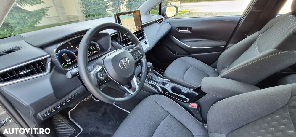 Toyota Corolla - 8