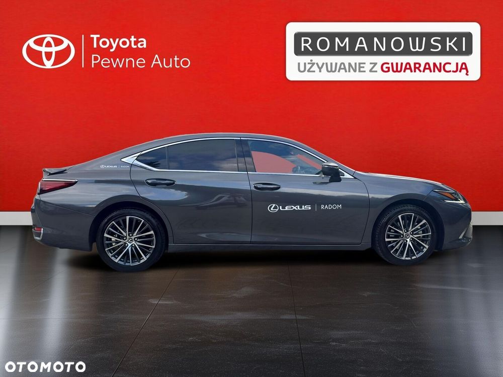 Lexus ES 300h Prestige - 8