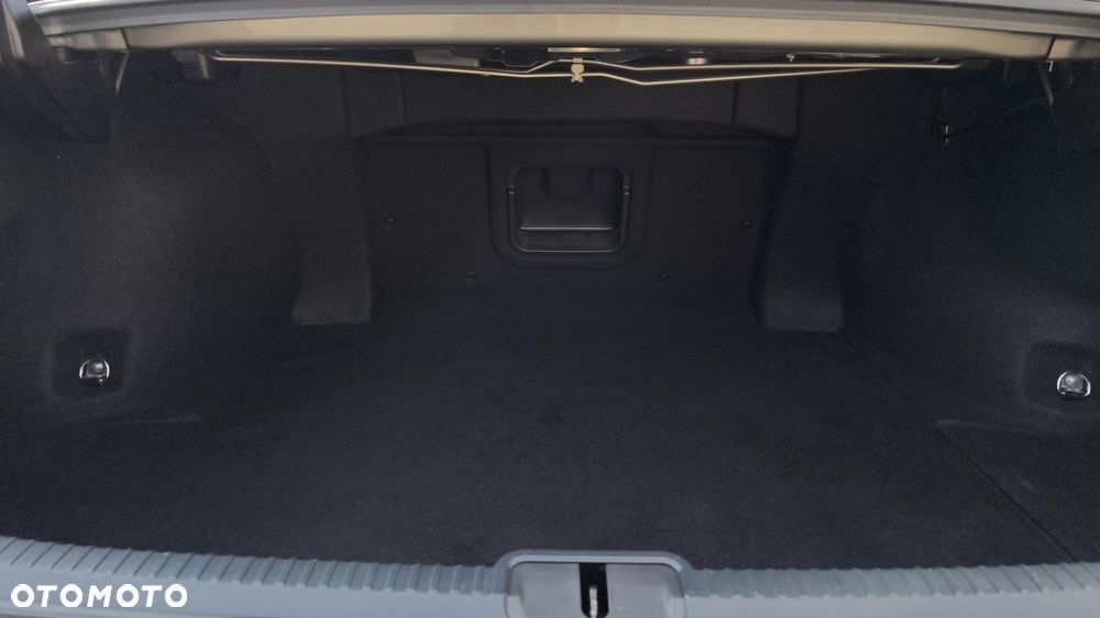 Lexus ES 300h Business Edition - 11