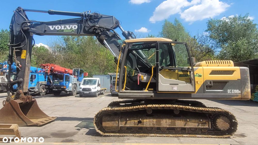 Volvo EC220DN - 9