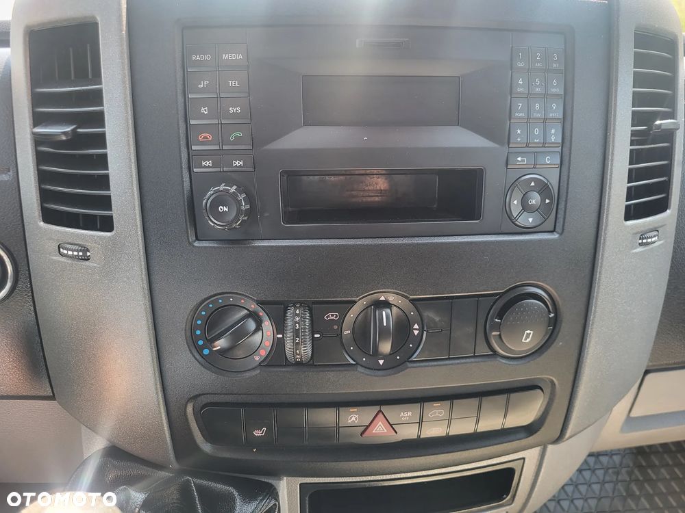 Volkswagen Crafter - 24