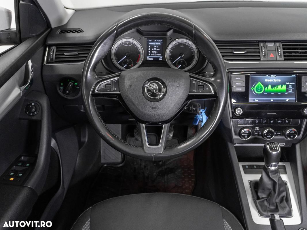 Skoda Octavia - 13
