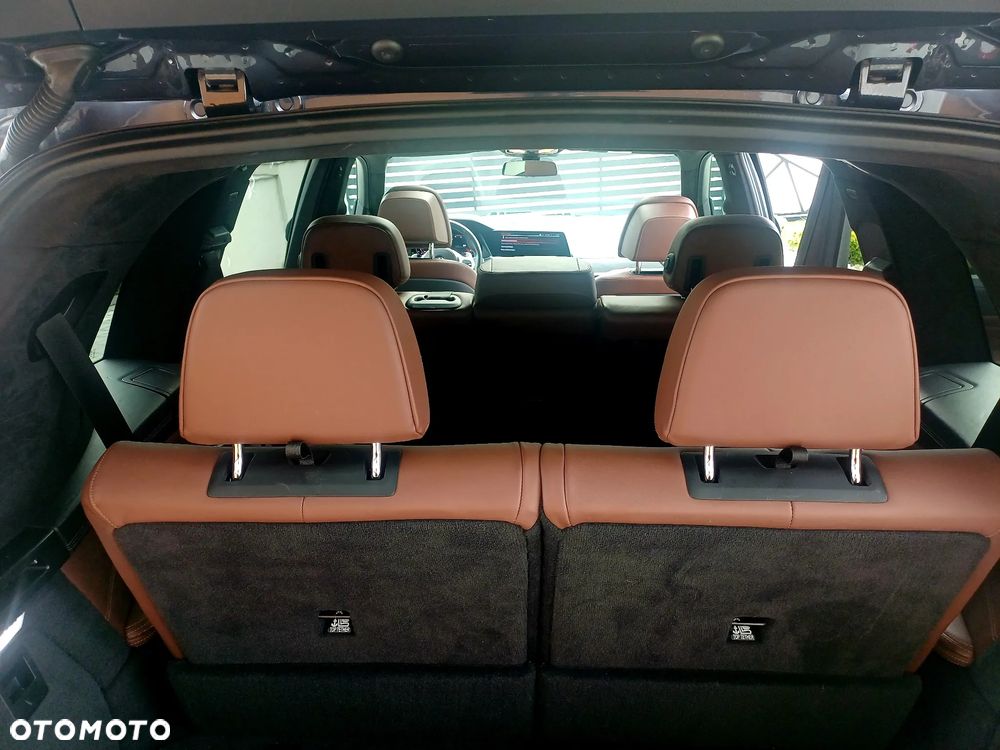 BMW X7 - 31