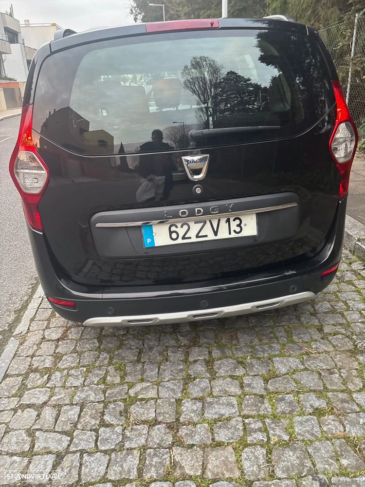 Dacia Lodgy 1.5 Blue dCi Comfort 7L - 6