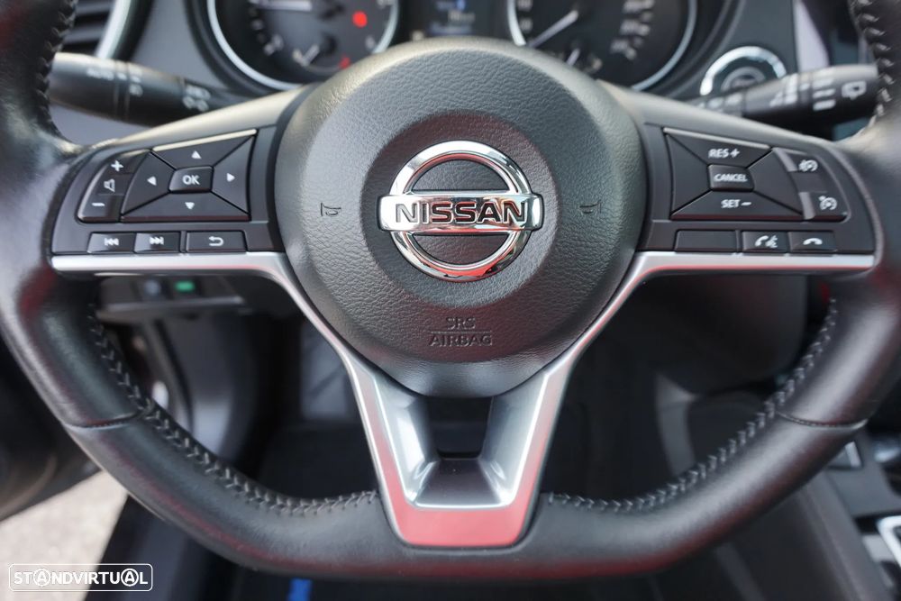 Nissan Qashqai 1.6 dCi Xtronic N-Connecta - 40