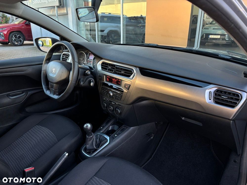 Peugeot 301 1.2 PureTech Access - 24