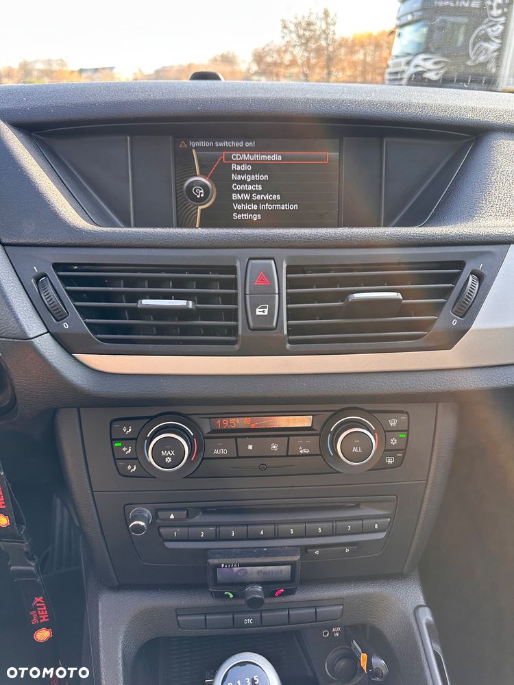 BMW X1 sDrive18i - 10