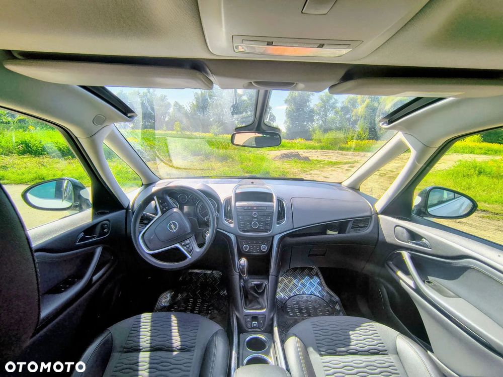 Opel Zafira 1.6 T SIDI Cosmo S&S - 12