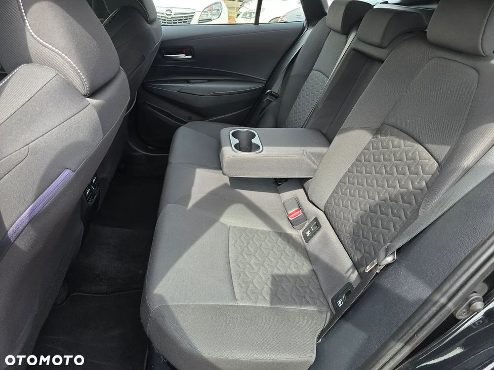 Toyota Corolla 1.8 Business Edition - 13