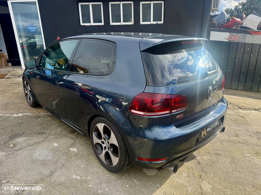VW Golf 2.0 TSi GTI DSG - 33