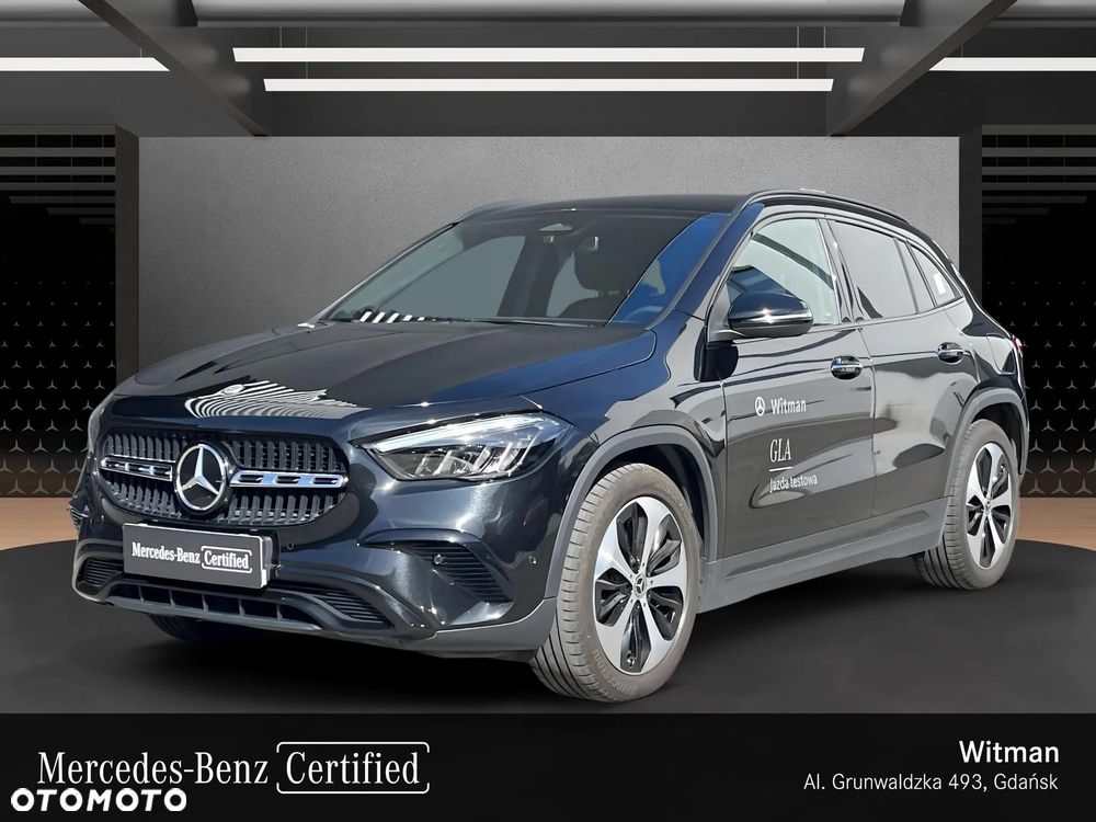 Mercedes-Benz GLA - 2