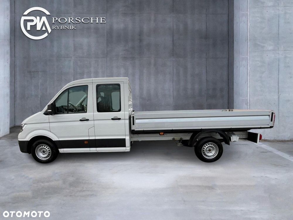 Volkswagen Crafter 35 Skrzyniowy z podwójną kabiną silnik: 2,0 l EU6 SCR 140 KM / skrzynia biegów: Przedni napęd manualna 6-biegowa rozstaw osi: 4490 mm - 8