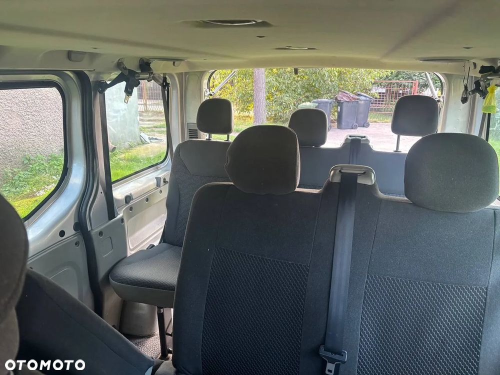 Opel Vivaro - 6